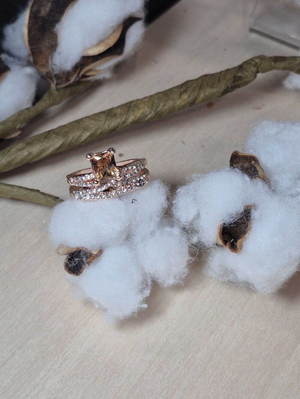 🔥🔥BACK IN STOCK🔥🔥Sparkling Morganite Women's Rose Gold Plated Winding Ring - Picture 14 of 16